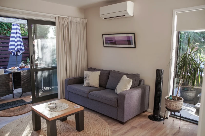 Luxury Stay - Parrot Nest 7